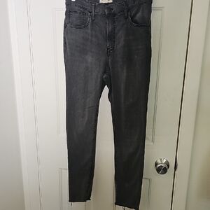 Madewell Black Skinny Jeans with Stretch and Distressed Hem. High Rise Size 29.
